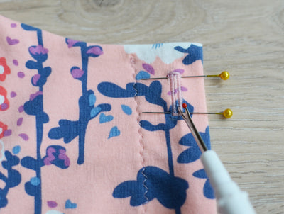 Introduction to sewing buttonholes
